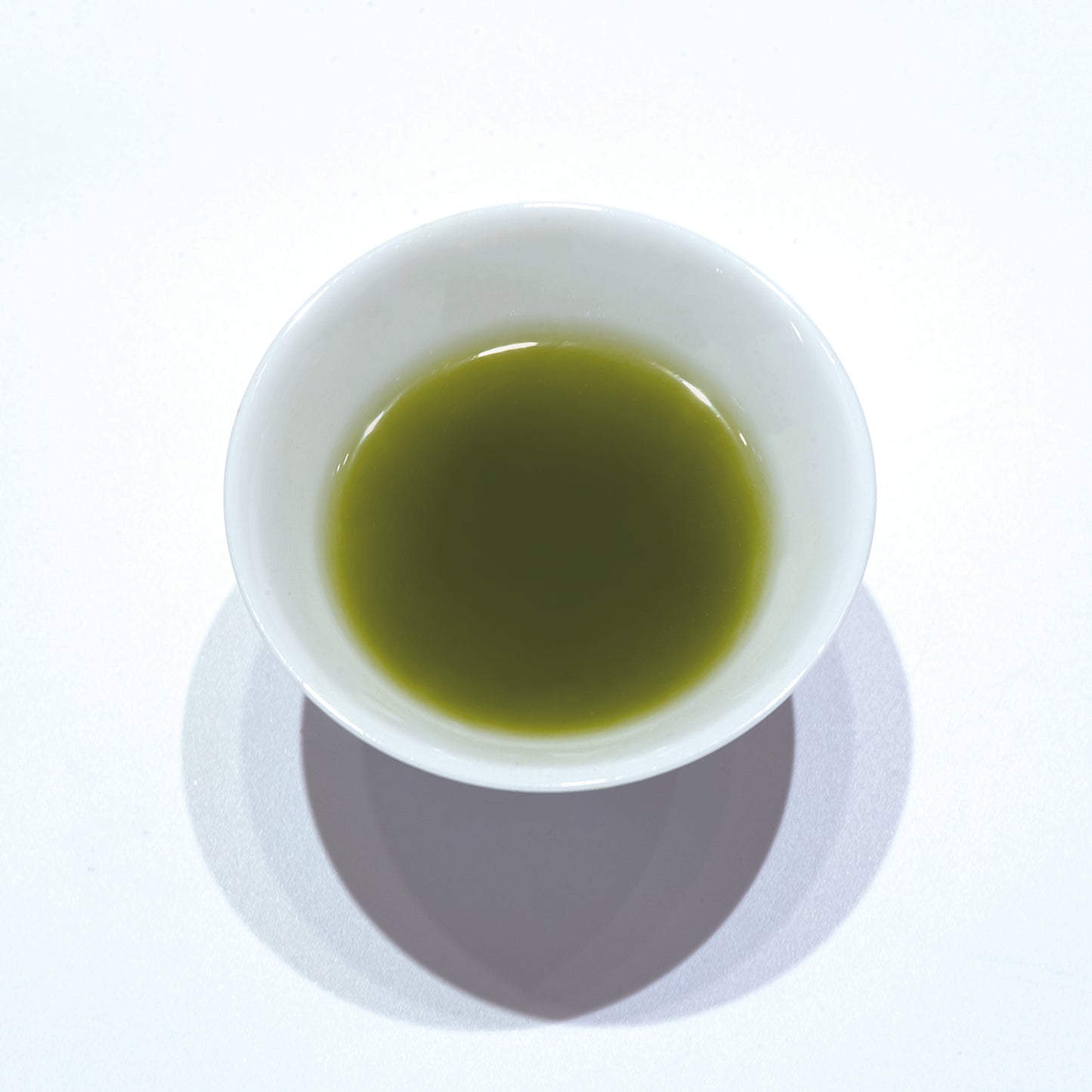 粉末緑茶水色